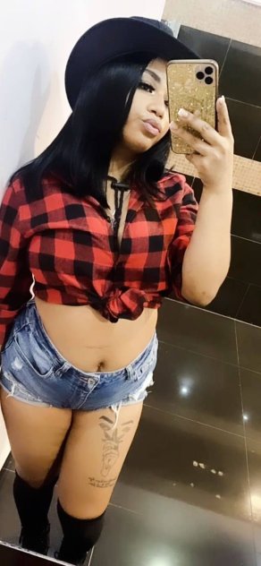 carolina , sexy latina