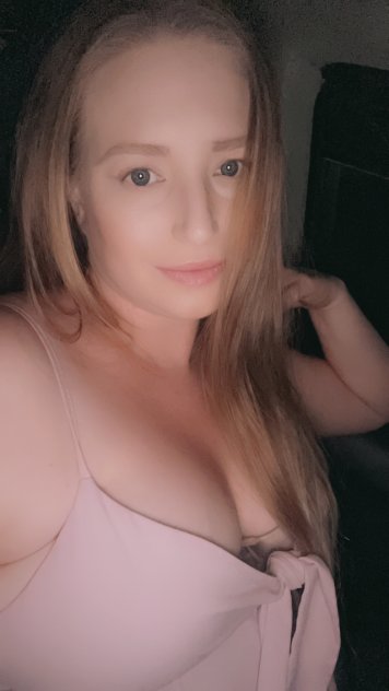 Lovely Laynie