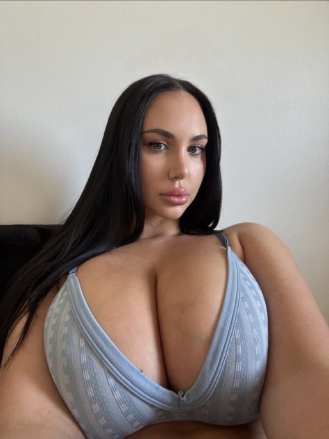 Independent companion ❄️Bridget_Grace♥️🍑🍆💦 in Las Vegas, Nevada - HoneyAffair