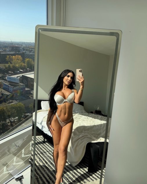 Sara OUTCALL