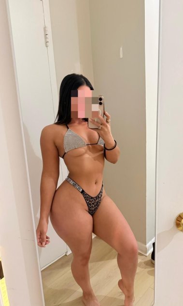 Independent companion Mia in Columbus, Ohio - HoneyAffair