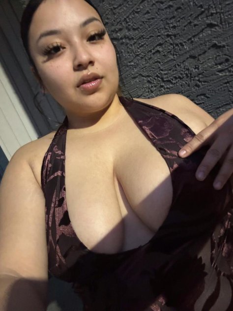 Independent companion Meely in Portland, Oregon - HoneyAffair