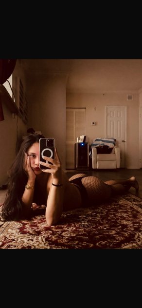 Luna outcall