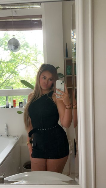 Independent companion Bootyboobs in Palm Springs, California - HoneyAffair