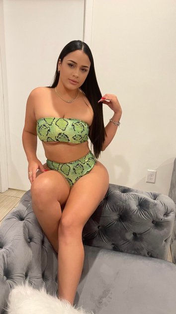 Independent companion luna in Miami, Florida - HoneyAffair
