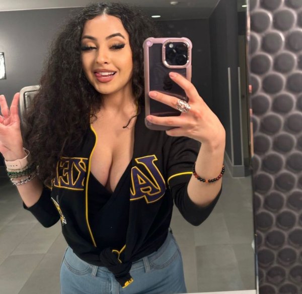 Independent companion Isabella 💕 in Dallas, Texas - HoneyAffair