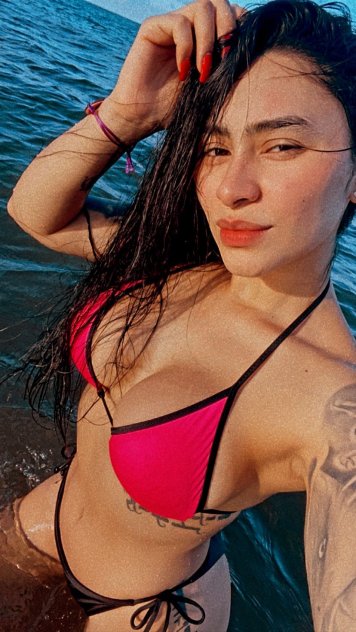 KEISHA COLOMBIAN GODNESS